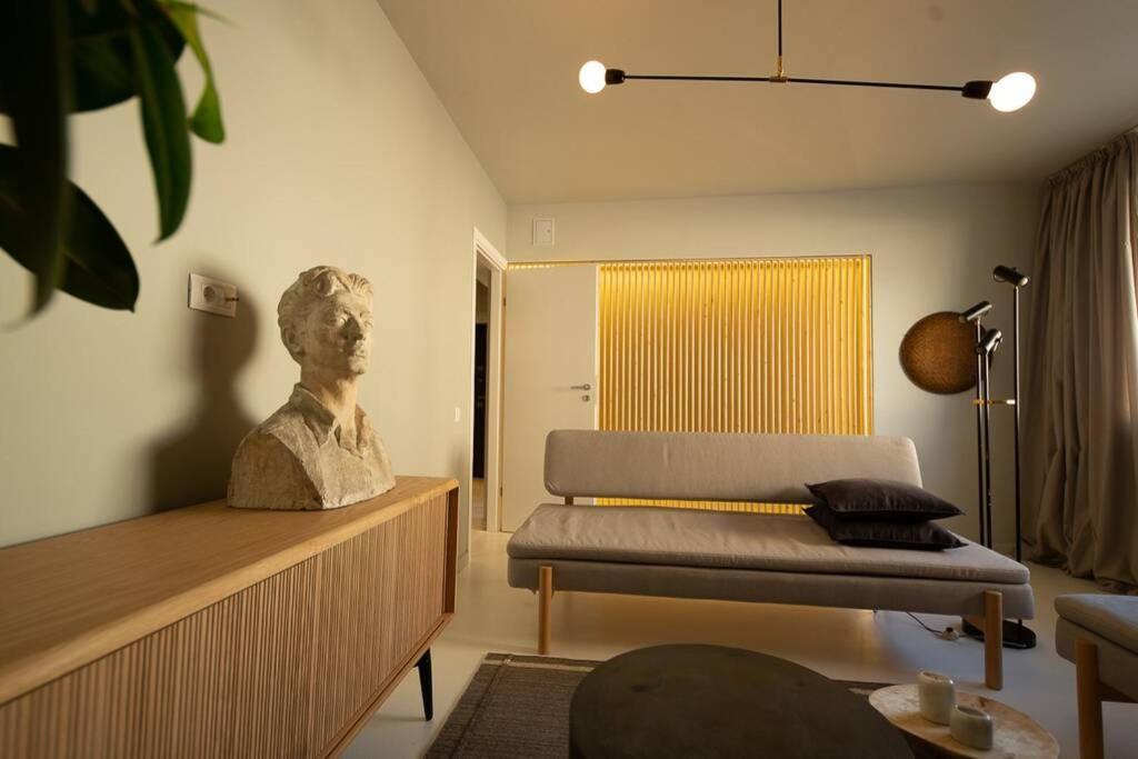 Zen Apartment - Calea Victoriei Bukarest Kültér fotó
