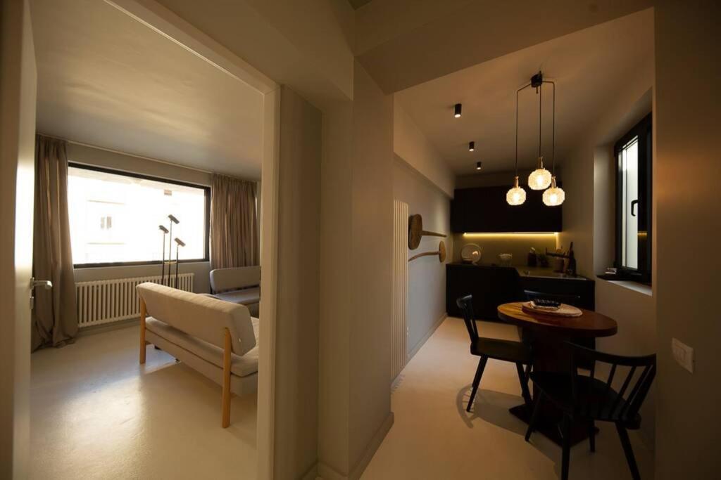 Zen Apartment - Calea Victoriei Bukarest Kültér fotó